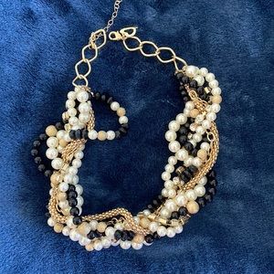 Multilayer multicolor necklace